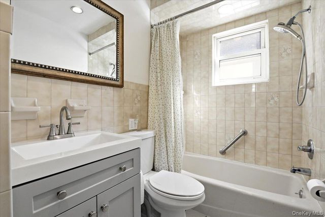 69-27 Manse Street, Forest Hills, NY 11375