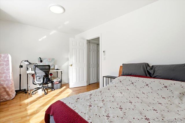 69-27 Manse Street, Forest Hills, NY 11375