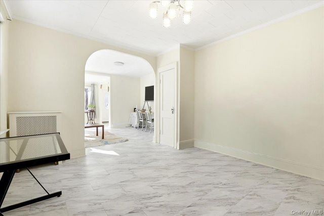 69-27 Manse Street, Forest Hills, NY 11375