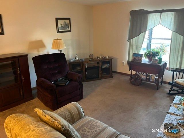 216 Quinnipiac Avenue 101, North Haven, CT 06473