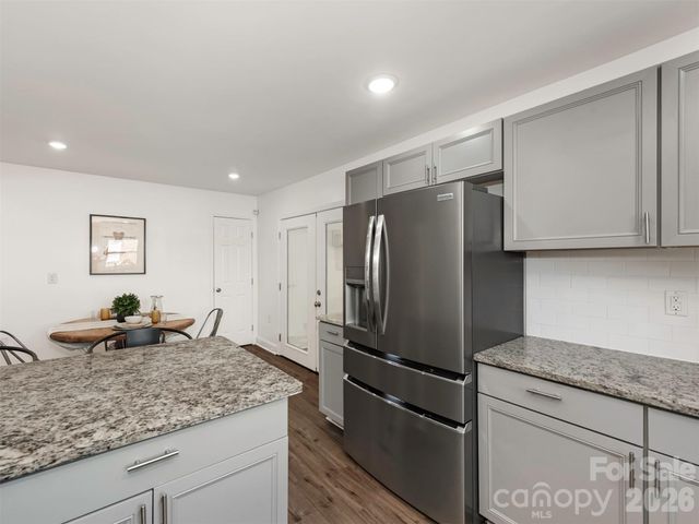 4014 Fieldcrest Road, Charlotte, NC 28217