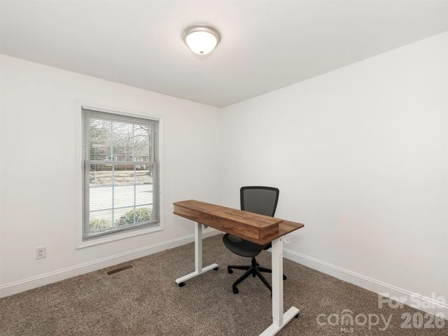 4014 Fieldcrest Road, Charlotte, NC 28217