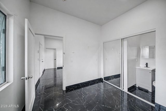 4020 S 15TH Street, Phoenix, AZ 85040