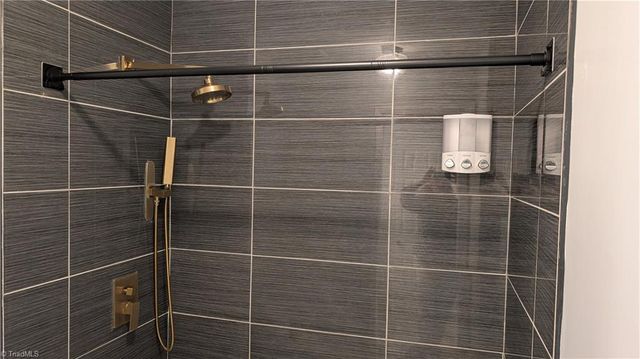 3531 Lynhaven Drive D, Greensboro, NC 27406