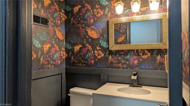 3531 Lynhaven Drive D, Greensboro, NC 27406