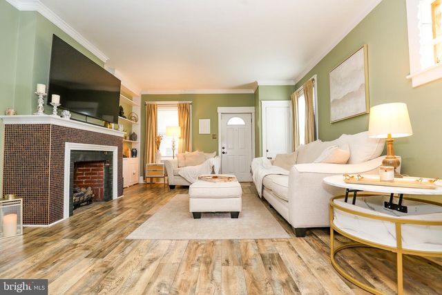 2012 BELLEVUE RD, Harrisburg, PA 17104