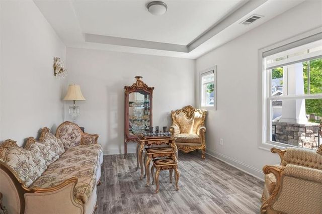 123 Grove View Road, Woodstock, GA 30189