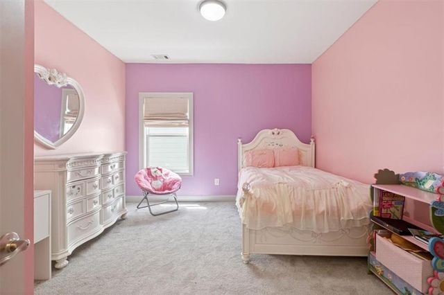 123 Grove View Road, Woodstock, GA 30189