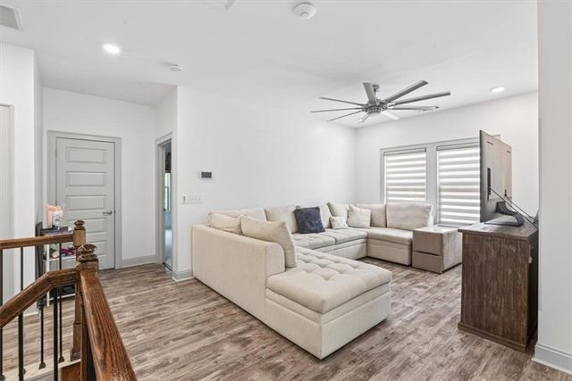 123 Grove View Road, Woodstock, GA 30189