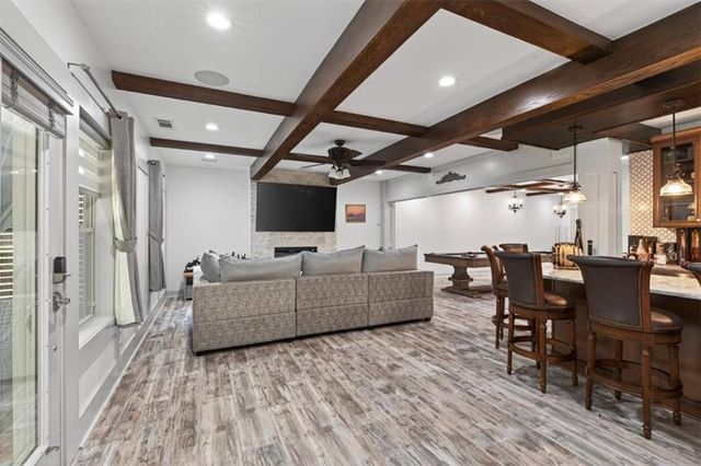 123 Grove View Road, Woodstock, GA 30189