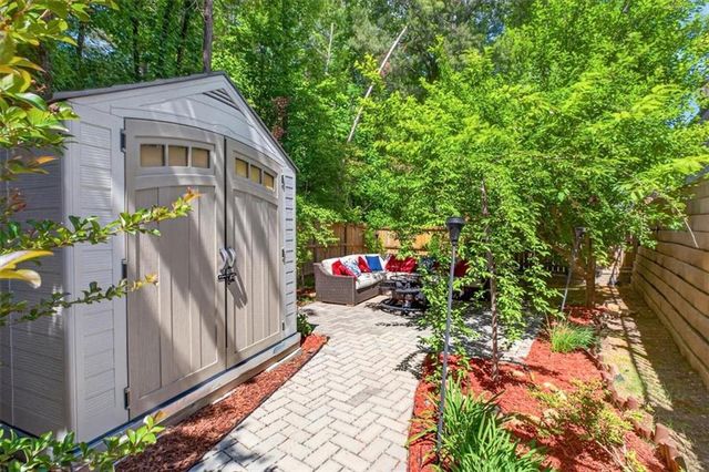 123 Grove View Road, Woodstock, GA 30189