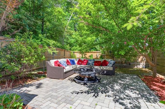 123 Grove View Road, Woodstock, GA 30189