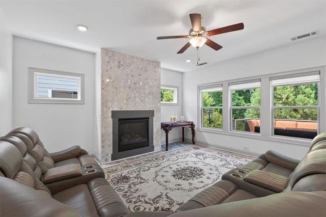 123 Grove View Road, Woodstock, GA 30189