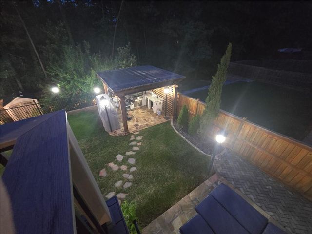 123 Grove View Road, Woodstock, GA 30189