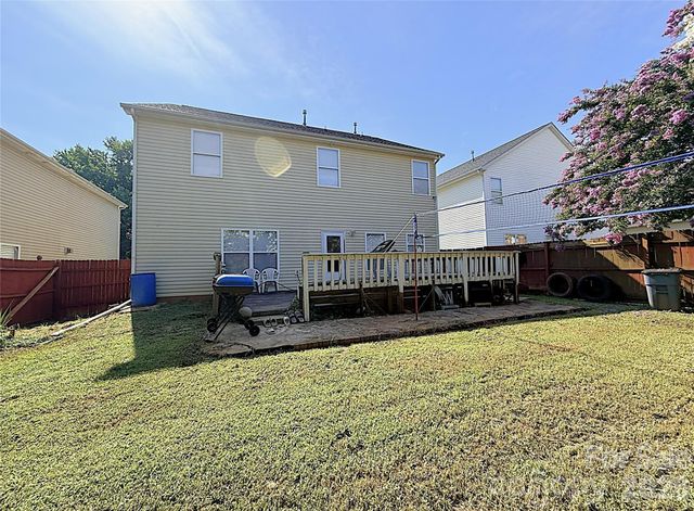 8703 Earthenware Drive, Charlotte, NC 28269