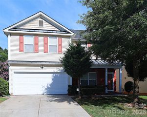 8703 Earthenware Drive, Charlotte, NC 28269