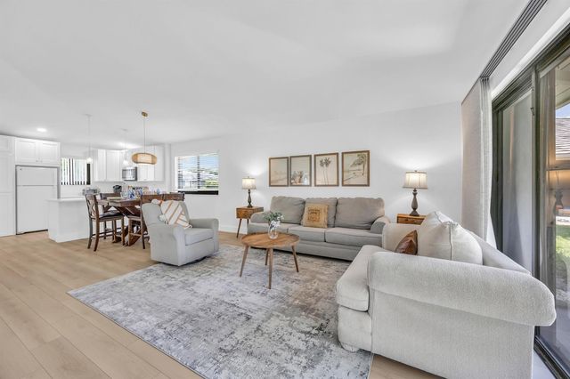 836 Club Drive, Palm Beach Gardens, FL 33418