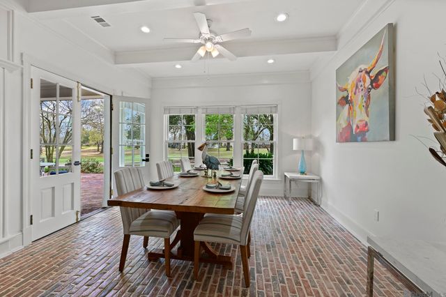 17627 Masters Pointe Ct, Baton Rouge, LA 70810