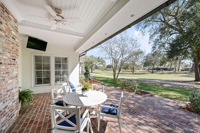 17627 Masters Pointe Ct, Baton Rouge, LA 70810