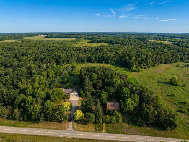W8284 S County Road A, Wild Rose, WI 54984
