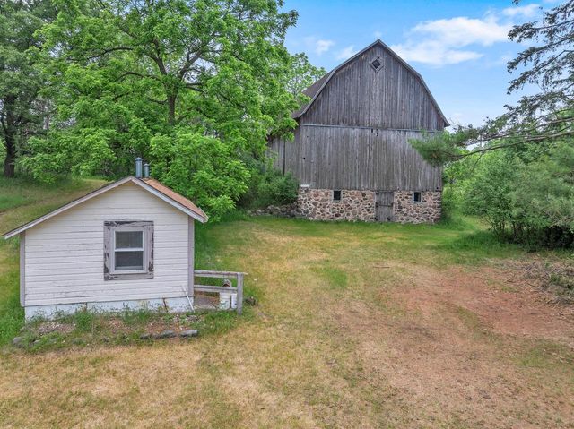 W8284 S County Road A, Wild Rose, WI 54984