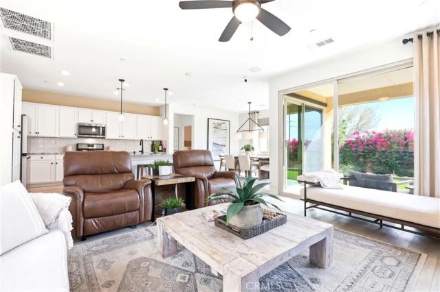 39906 Felicita Parkway, Palm Desert, CA 92211