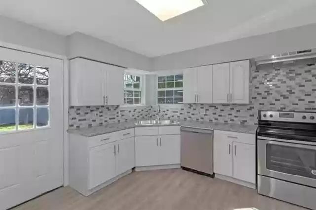 8720 Odom Drive, Dallas, TX 75217