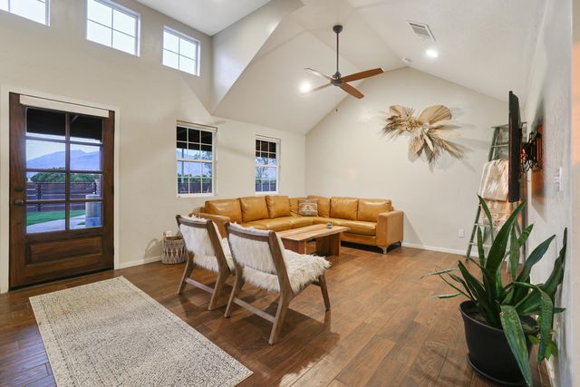 20375 Avenue 376, Woodlake, CA 93286