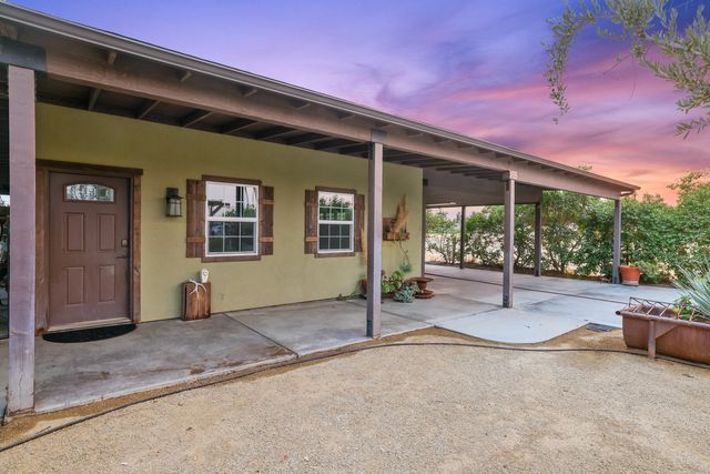 20375 Avenue 376, Woodlake, CA 93286