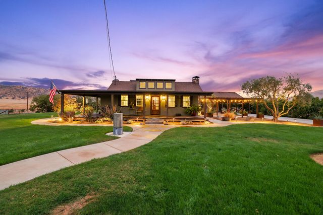 20375 Avenue 376, Woodlake, CA 93286