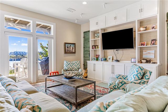 3700 Island Moorings Pkwy 13, Port Aransas, TX 78373