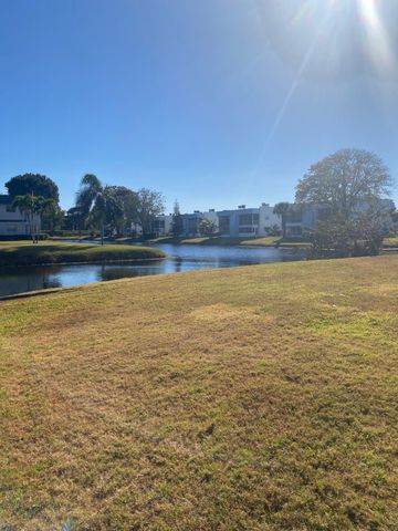 668 Monaco N 668, Delray Beach, FL 33446