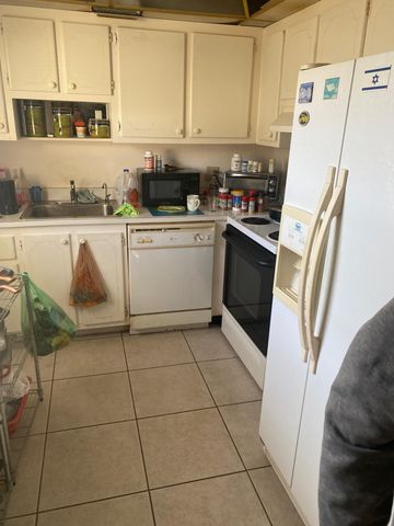 668 Monaco N 668, Delray Beach, FL 33446