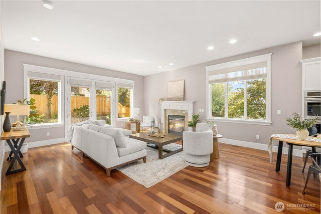 4047 Willams Avenue W, Seattle, WA 98199