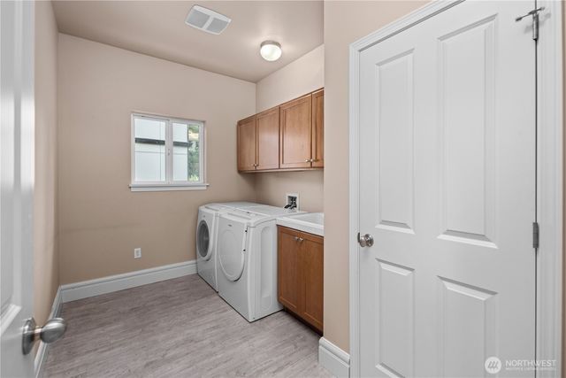 4047 Willams Avenue W, Seattle, WA 98199