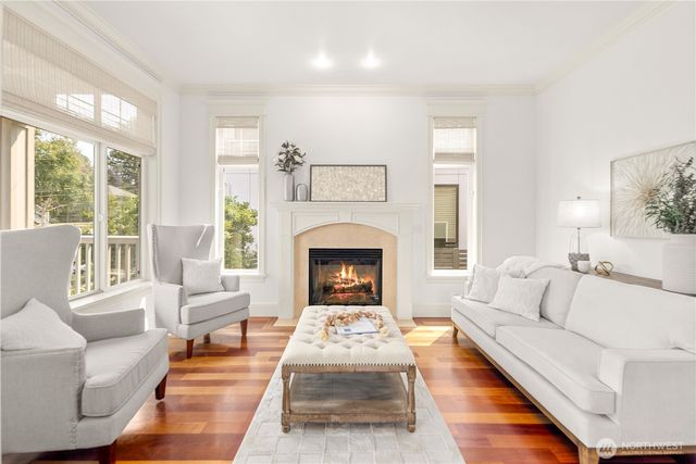 4047 Willams Avenue W, Seattle, WA 98199