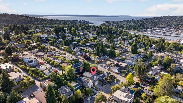 4047 Willams Avenue W, Seattle, WA 98199