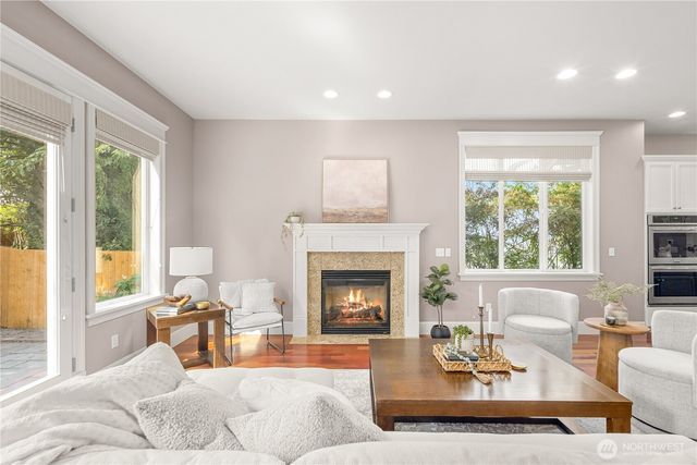 4047 Willams Avenue W, Seattle, WA 98199