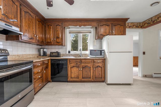 205 Nichols Avenue, Shelton, CT 06484