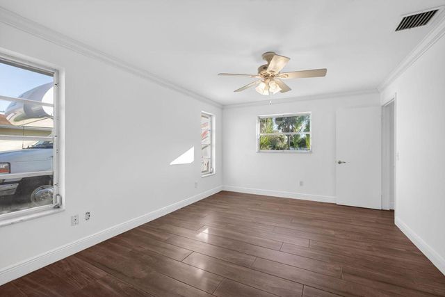 3360 Pebble Beach Drive, Lake Worth, FL 33467