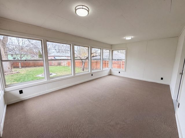 6319 Perry Avenue N, Brooklyn Center, MN 55429