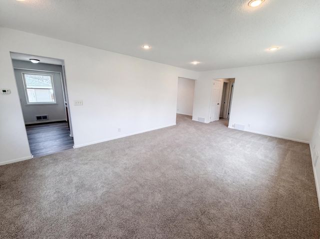 6319 Perry Avenue N, Brooklyn Center, MN 55429