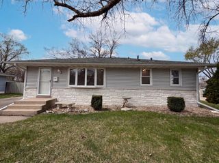 6319 Perry Avenue N, Brooklyn Center, MN 55429