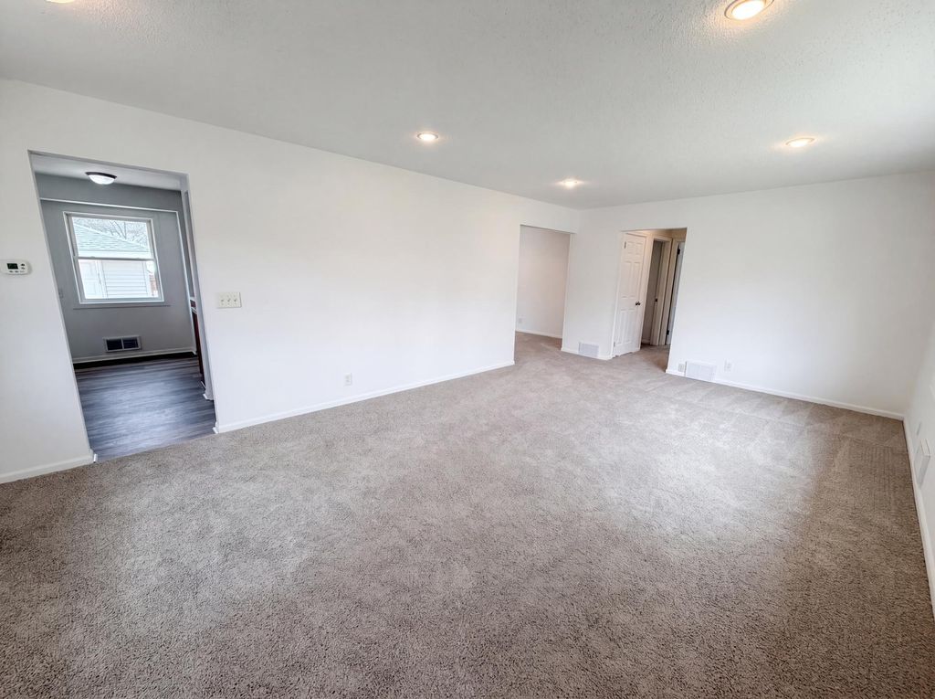 6319 Perry Avenue N, Brooklyn Center, MN 55429 — photo 3