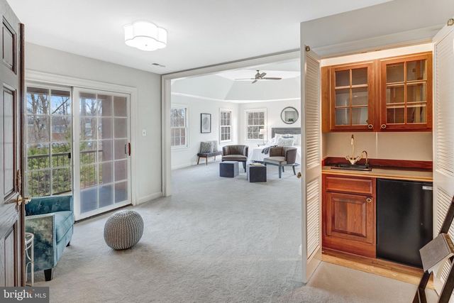 1008 JARVIS CT, Mclean, VA 22101