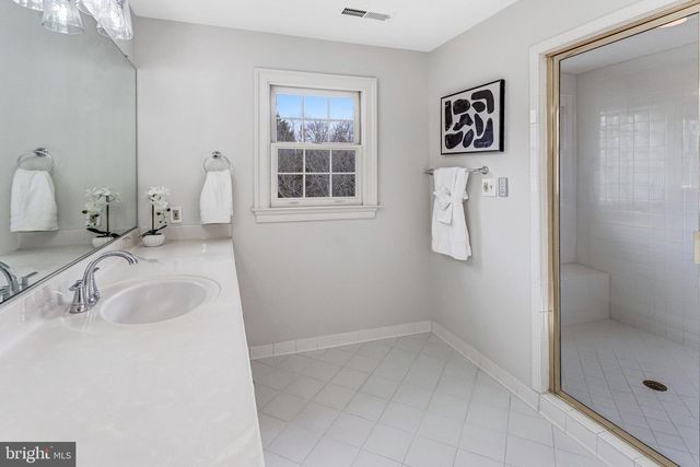 1008 JARVIS CT, Mclean, VA 22101