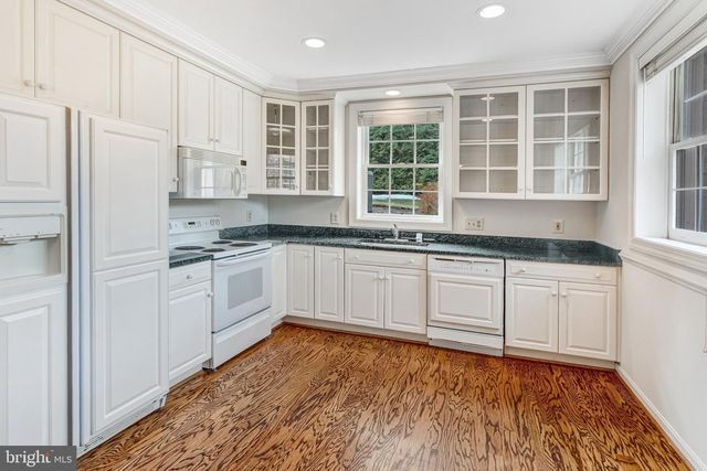 1008 JARVIS CT, Mclean, VA 22101