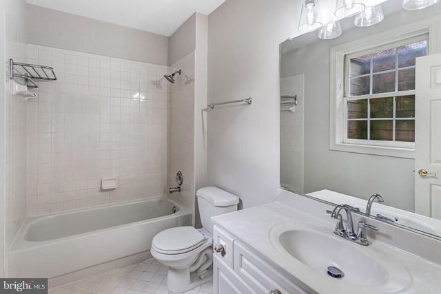 1008 JARVIS CT, Mclean, VA 22101