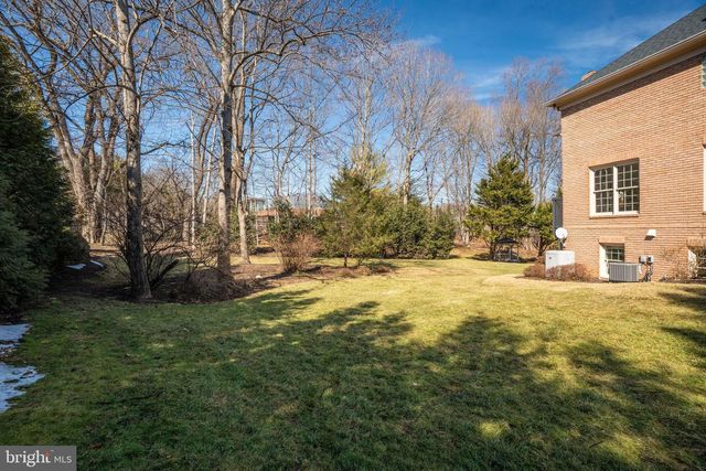 1008 JARVIS CT, Mclean, VA 22101