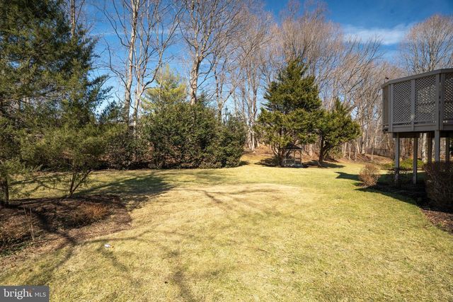 1008 JARVIS CT, Mclean, VA 22101